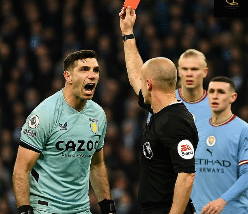 Villa's Martinez sent off, Man City leads UCL race